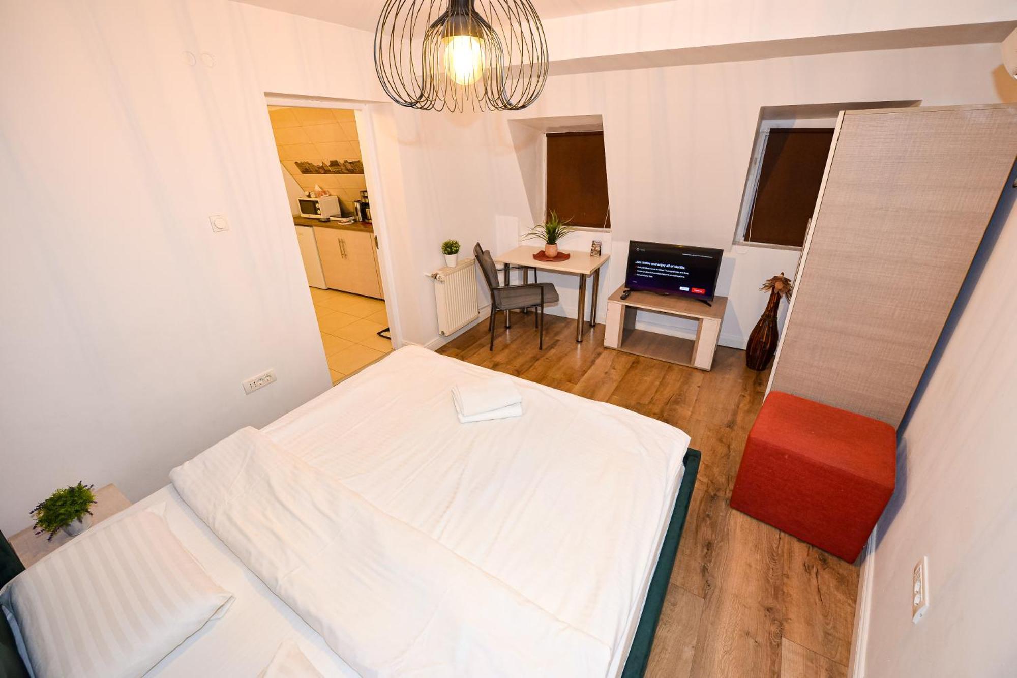The Lincoln Suites - Central Shabbat Friendly Apartments Bukares Bagian luar foto