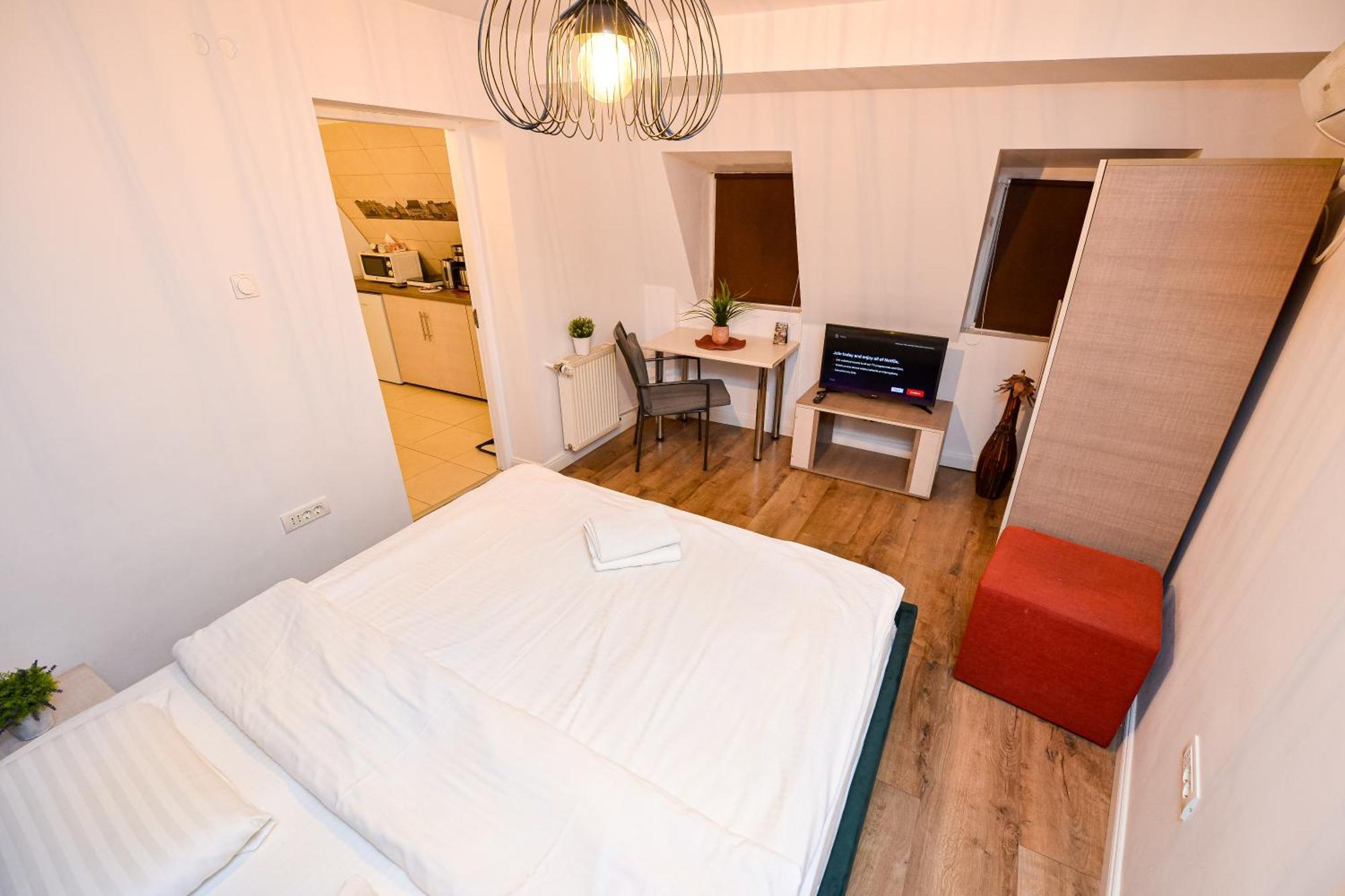 The Lincoln Suites - Central Shabbat Friendly Apartments Bukares Bagian luar foto