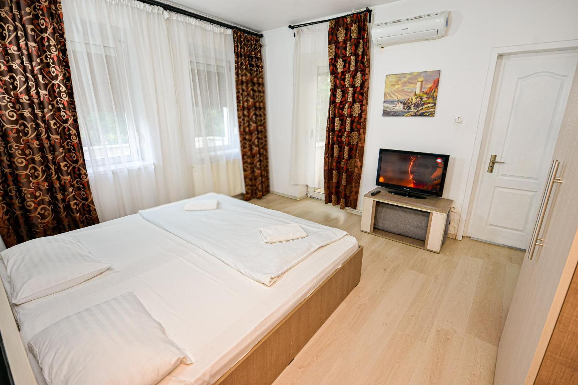 The Lincoln Suites - Central Shabbat Friendly Apartments Bukares Bagian luar foto