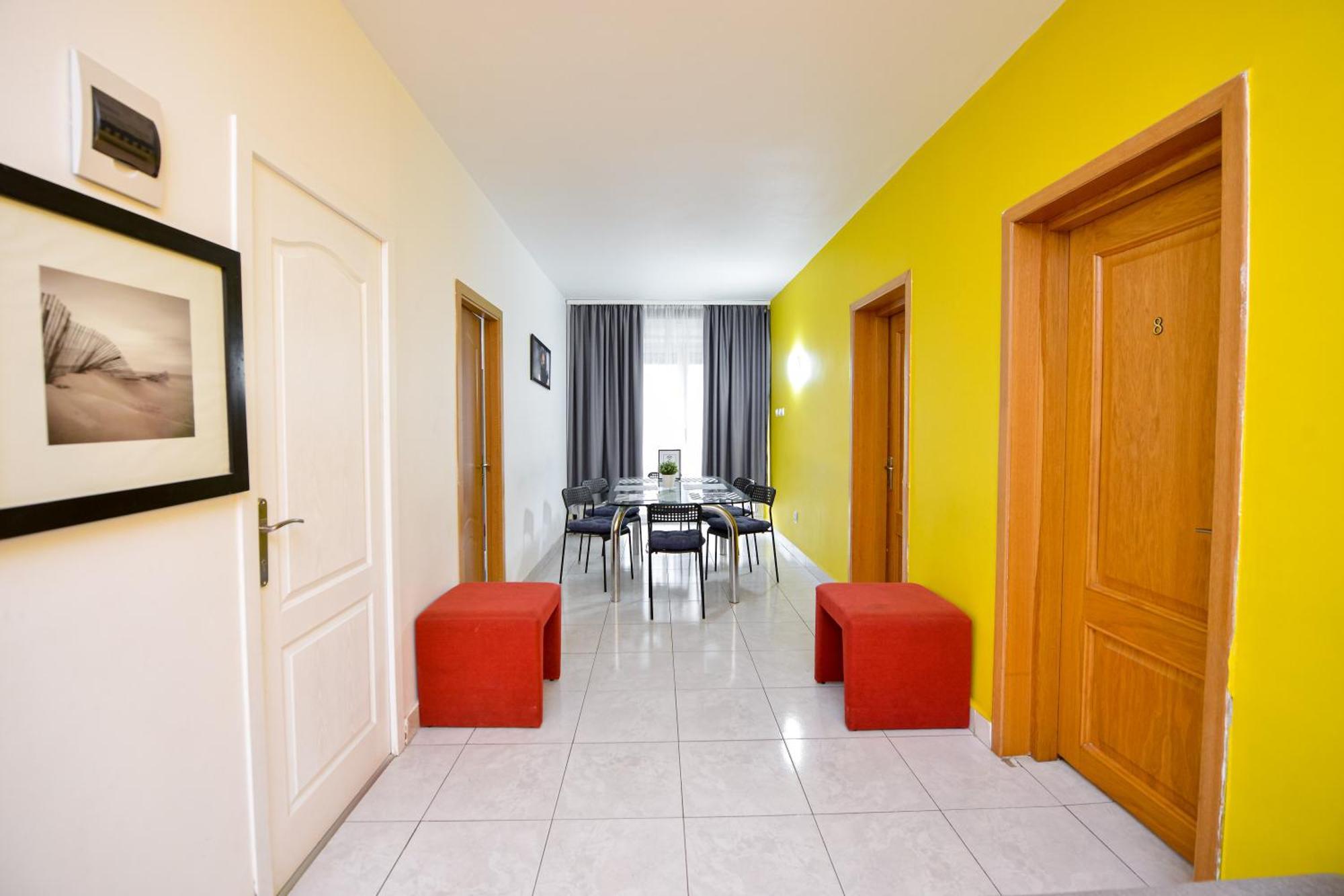 The Lincoln Suites - Central Shabbat Friendly Apartments Bukares Bagian luar foto